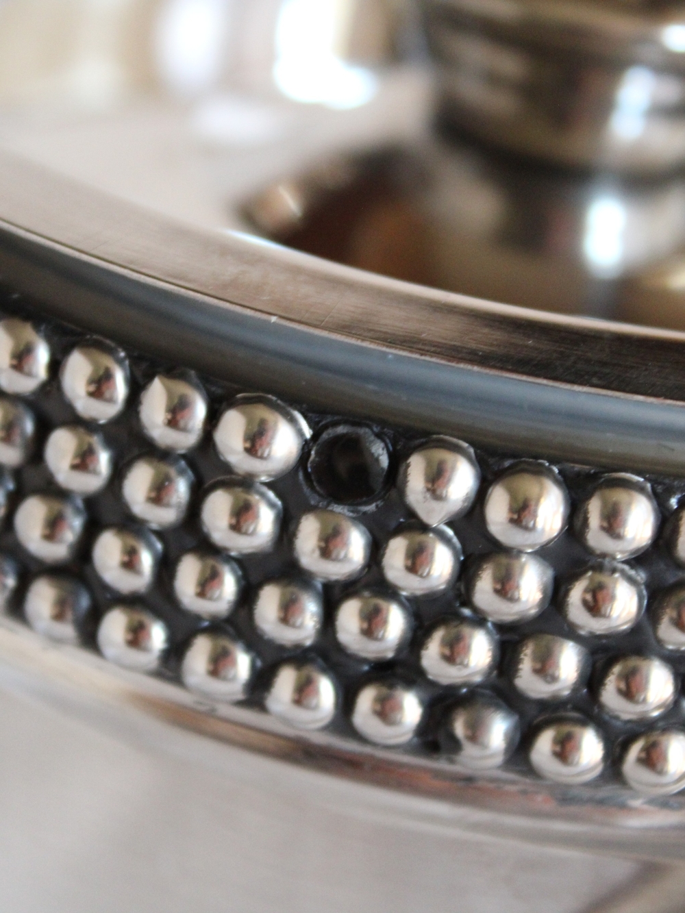 Cynthia ROWLEY Stainless Steel Ice Bucket with Studded Rim and Handle - Picture 7 of 10
